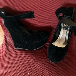 Black ankle strap platforms